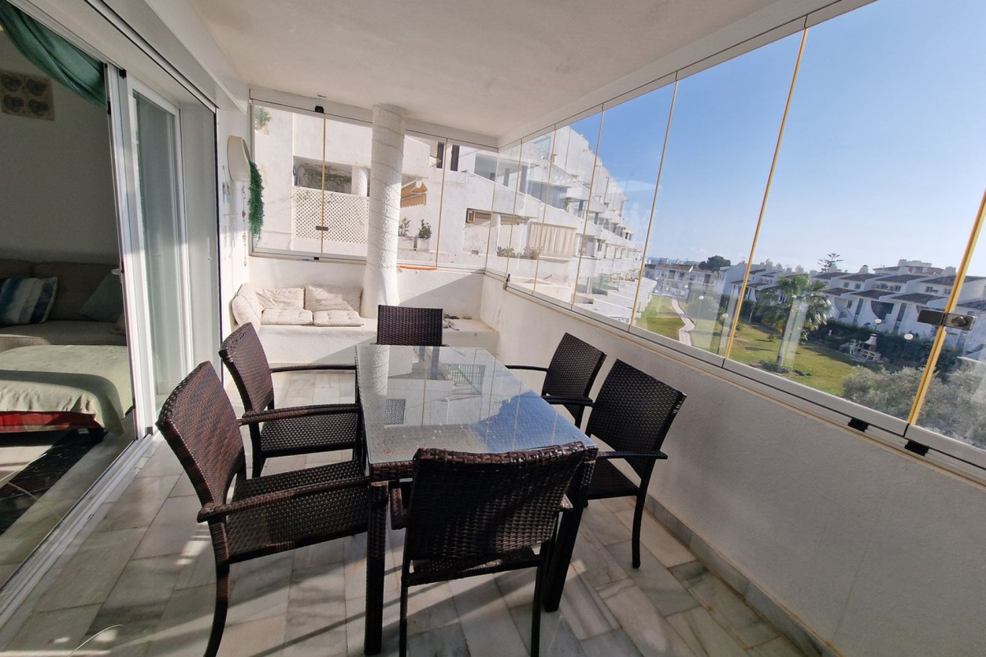 Resale - Apartment - Middle Floor Apartment - Mijas - Calahonda