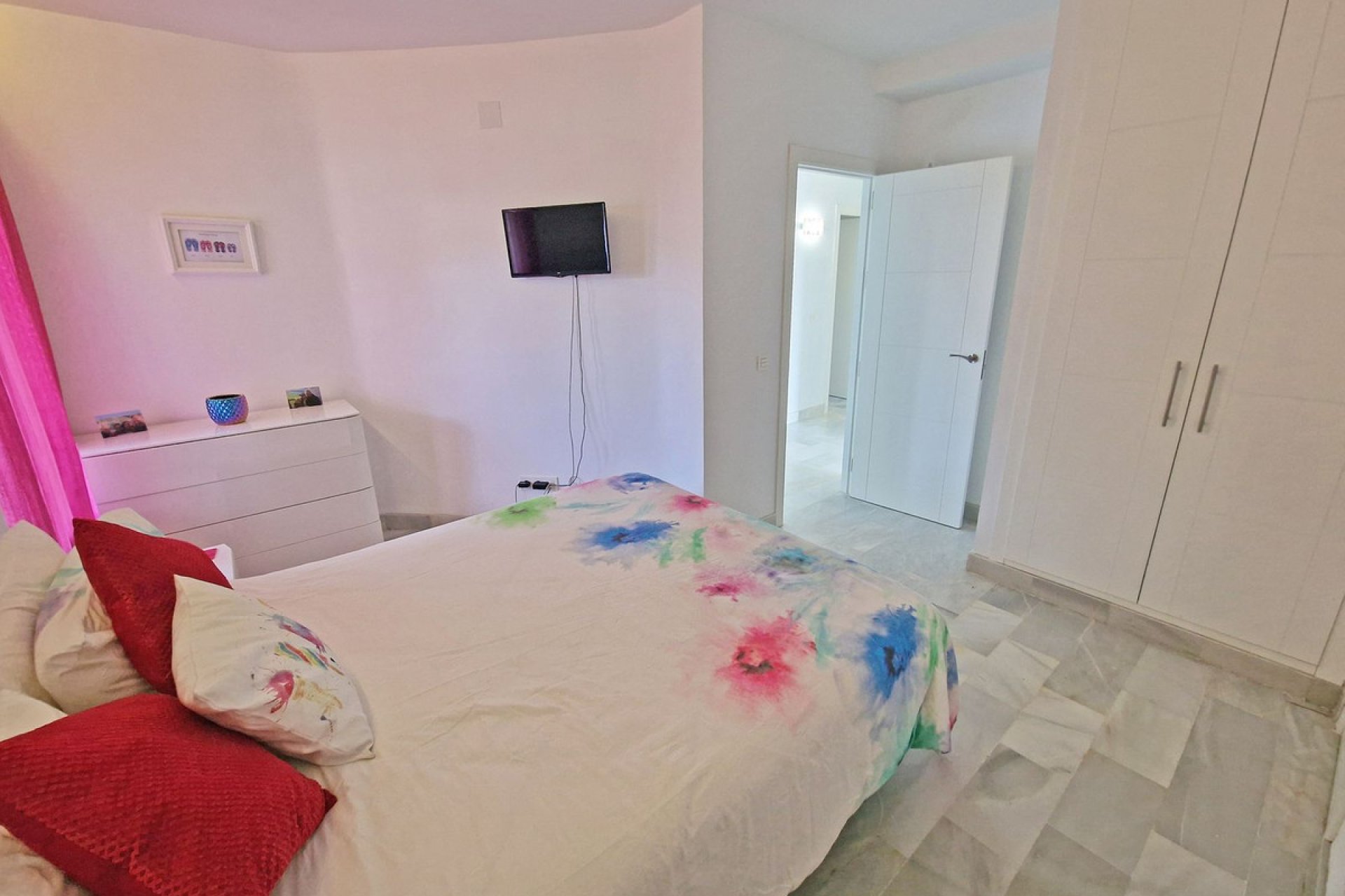 Resale - Apartment - Middle Floor Apartment - Mijas - Calahonda