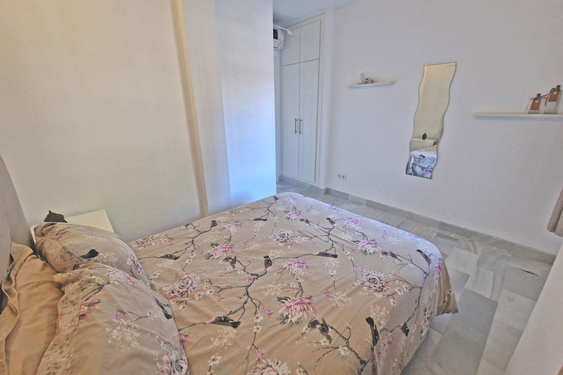 Resale - Apartment - Middle Floor Apartment - Mijas - Calahonda