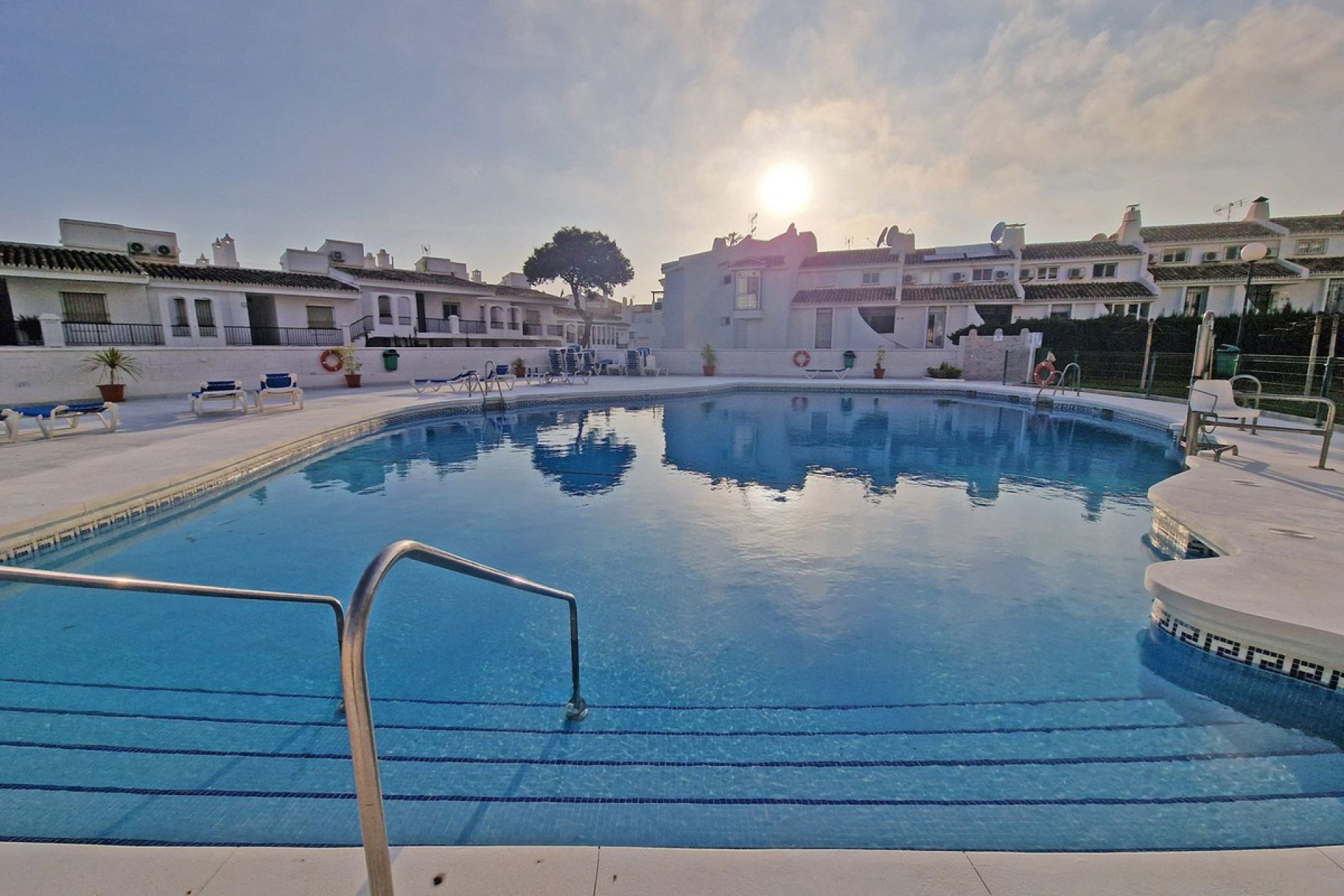 Resale - Apartment - Middle Floor Apartment - Mijas - Calahonda