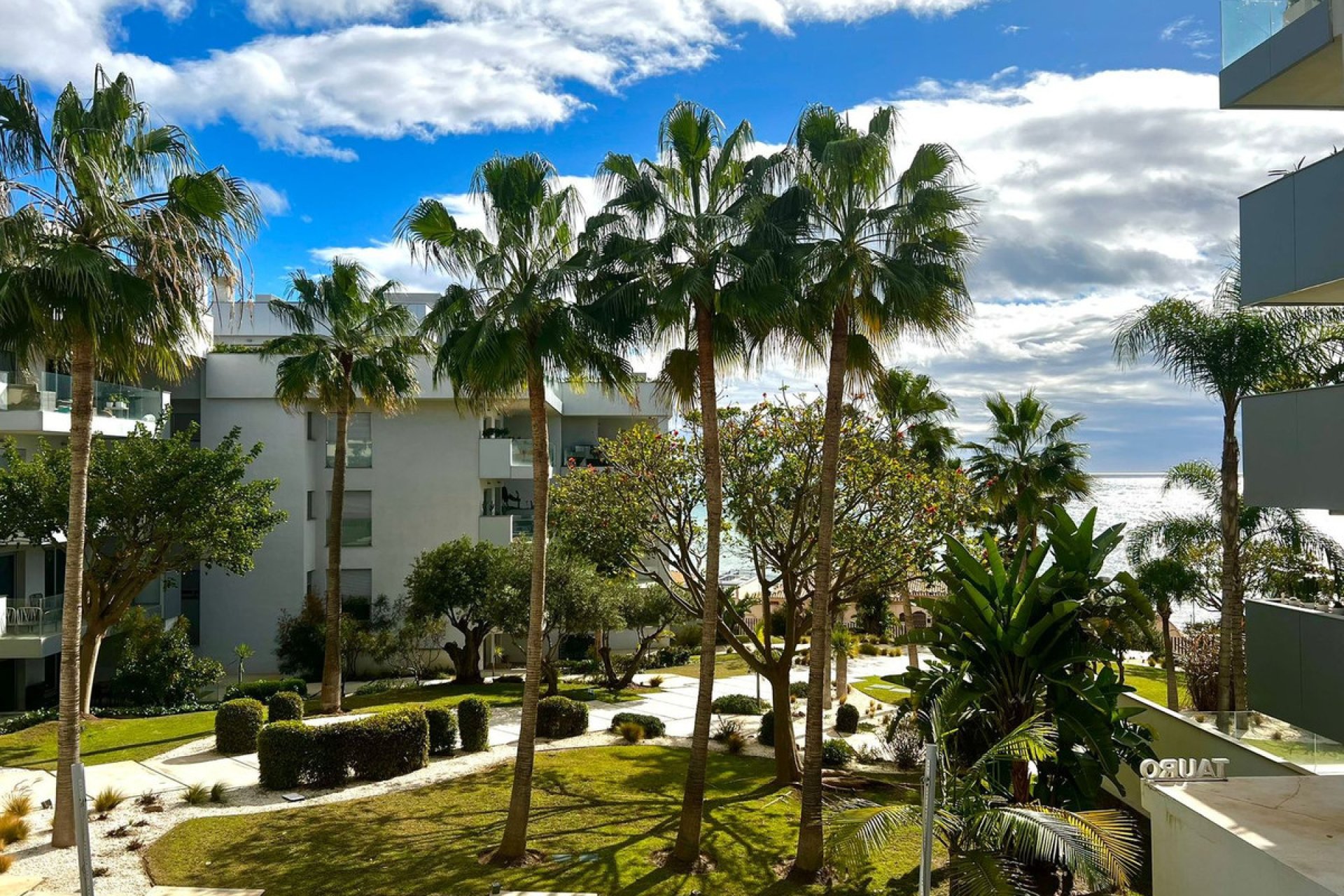 Resale - Apartment - Middle Floor Apartment - Mijas - El Chaparral