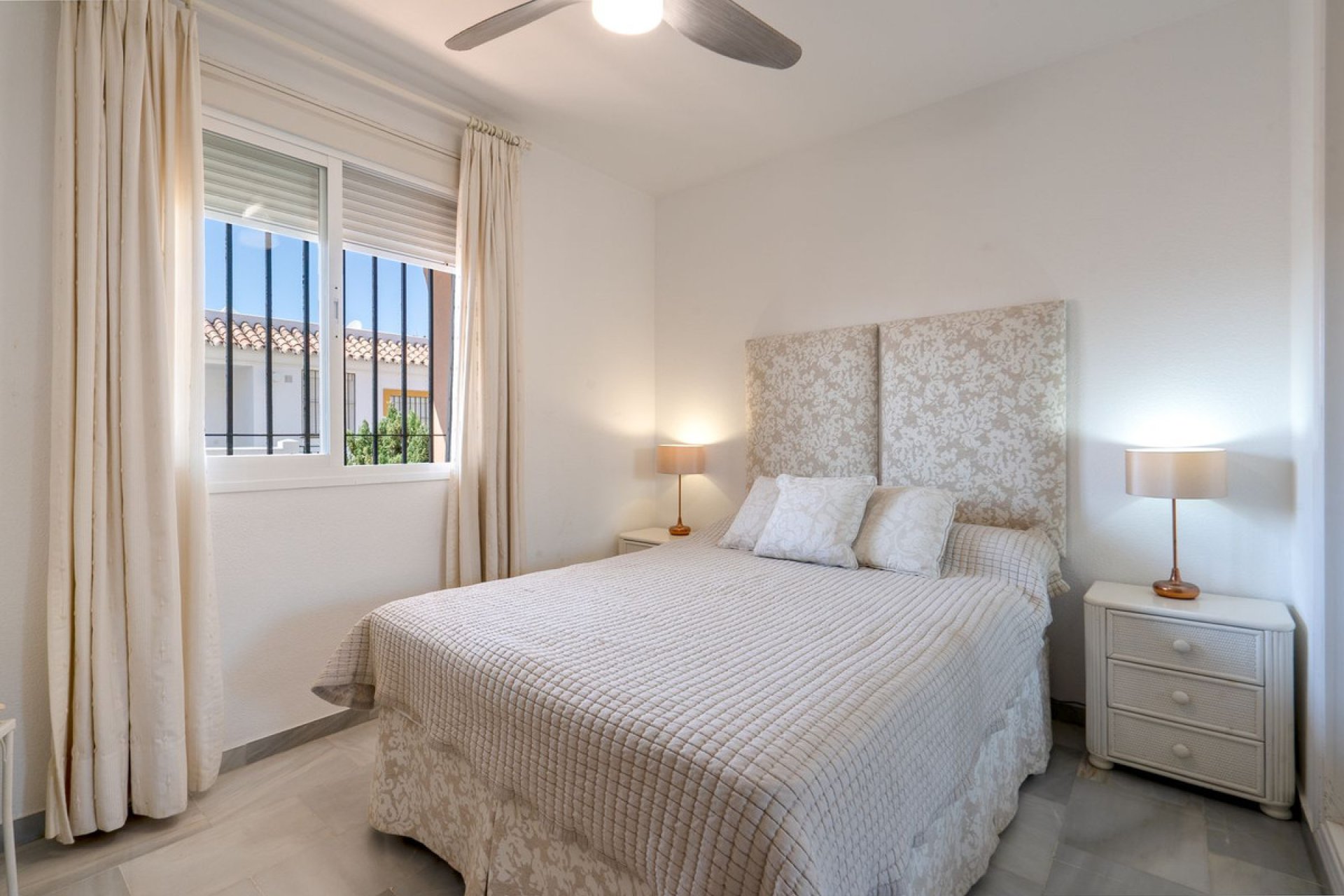 Resale - Apartment - Middle Floor Apartment - Mijas - La Cala De Mijas