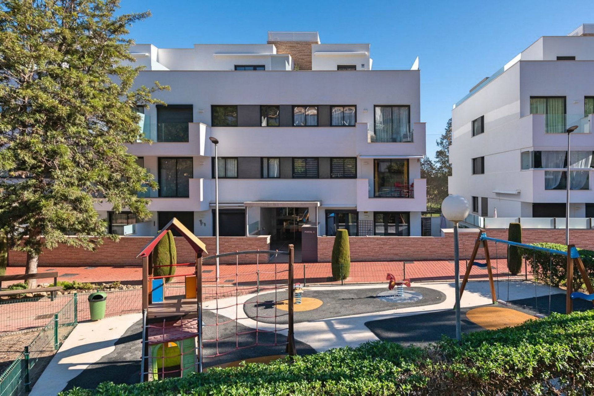 Resale - Apartment - Middle Floor Apartment - Mijas - La Cala De Mijas