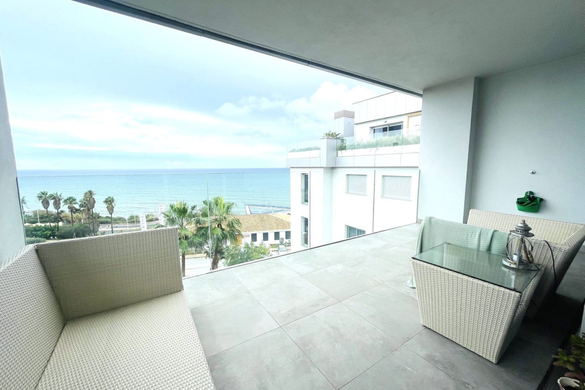 Resale - Apartment - Middle Floor Apartment - Mijas - La Cala De Mijas