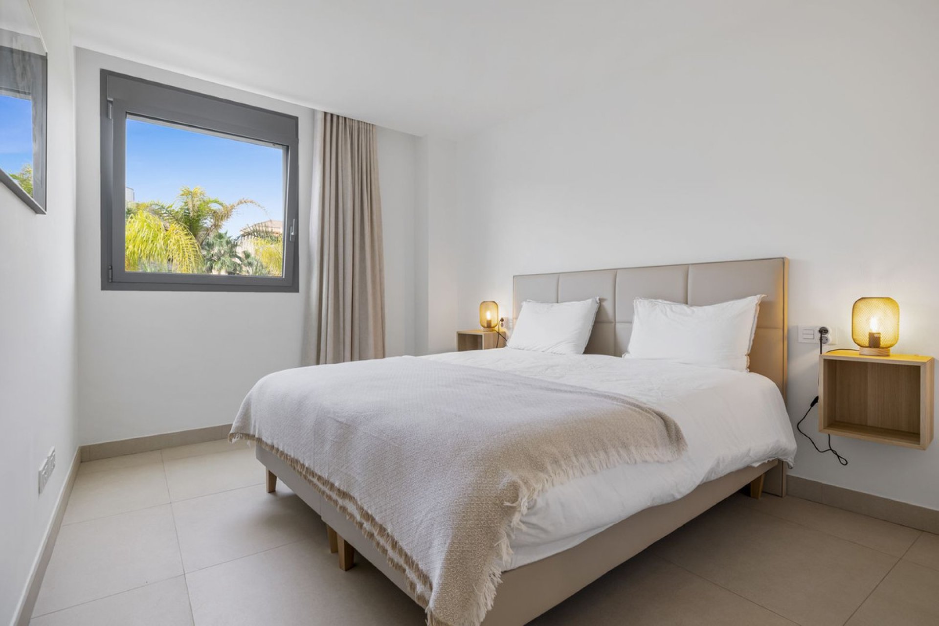 Resale - Apartment - Middle Floor Apartment - Mijas - La Cala De Mijas