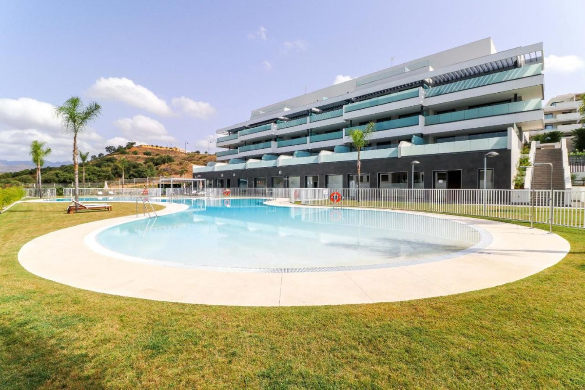 Resale - Apartment - Middle Floor Apartment - Mijas - La Cala De Mijas