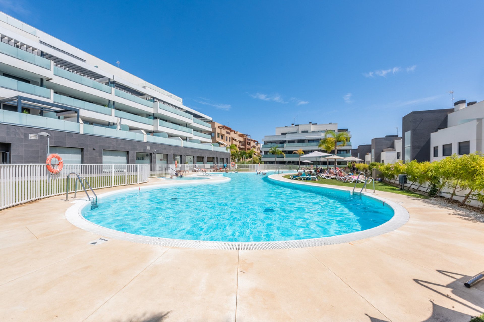 Resale - Apartment - Middle Floor Apartment - Mijas - La Cala De Mijas