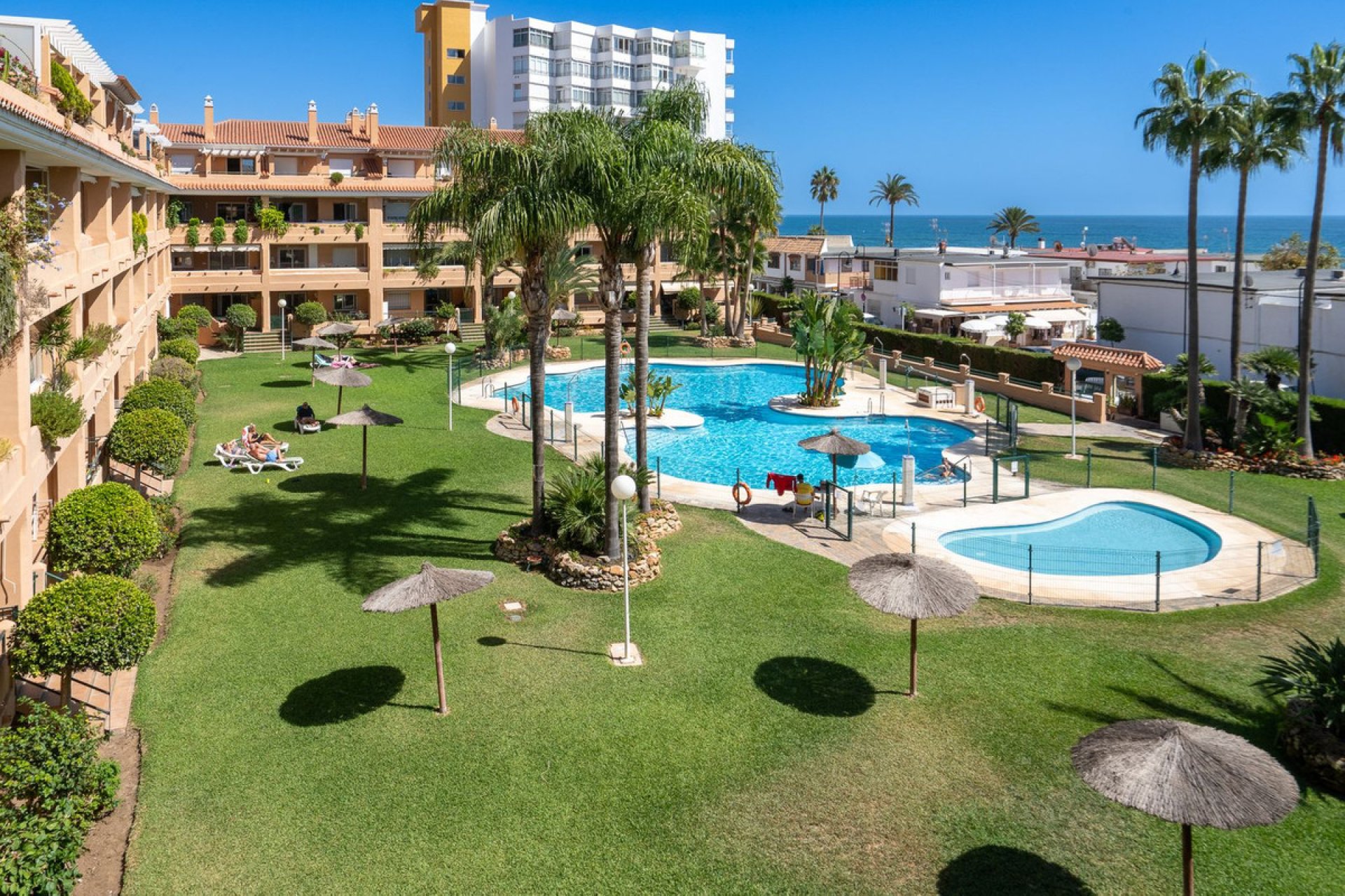 Resale - Apartment - Middle Floor Apartment - Mijas - La Cala De Mijas