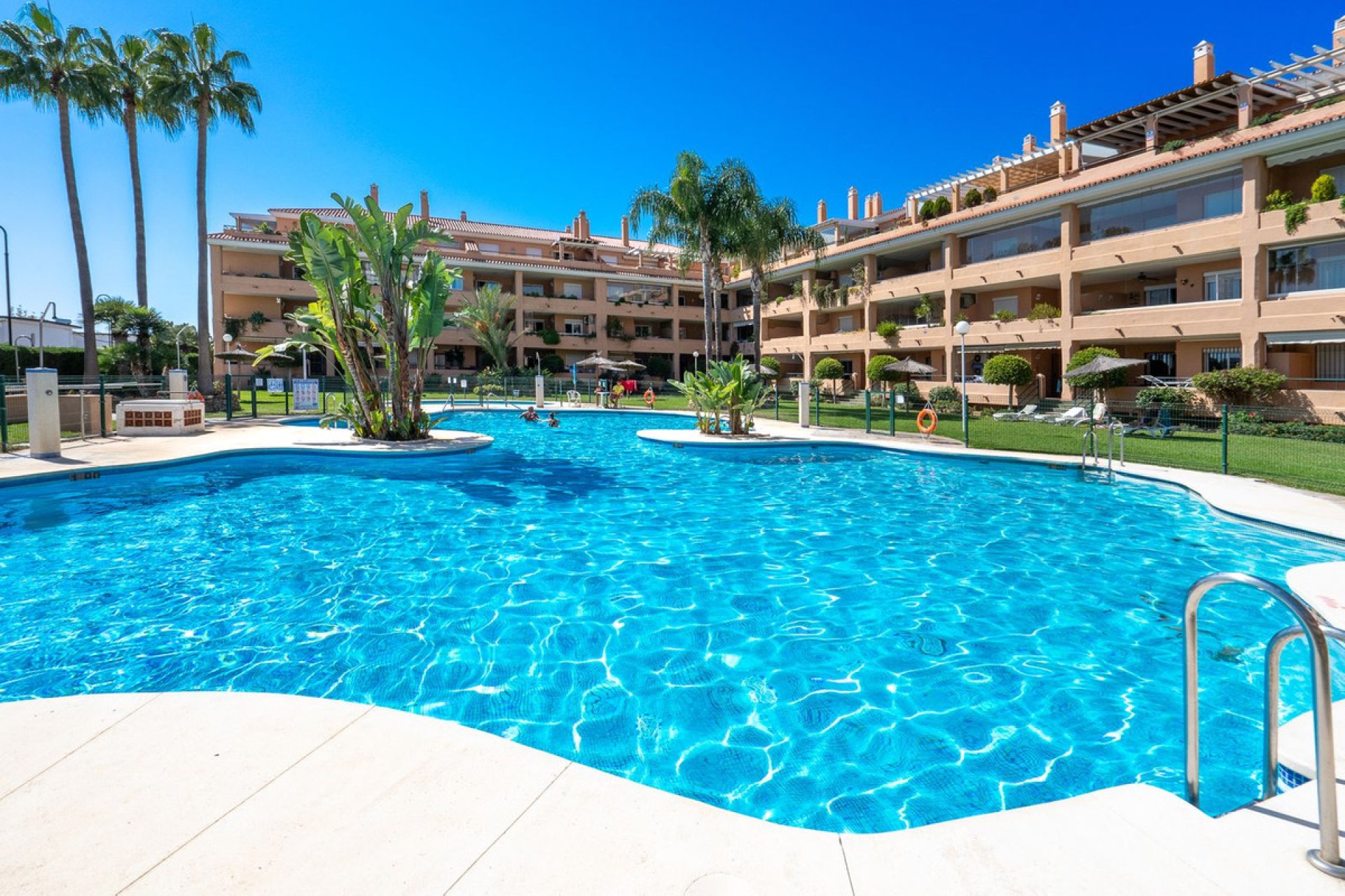 Resale - Apartment - Middle Floor Apartment - Mijas - La Cala De Mijas