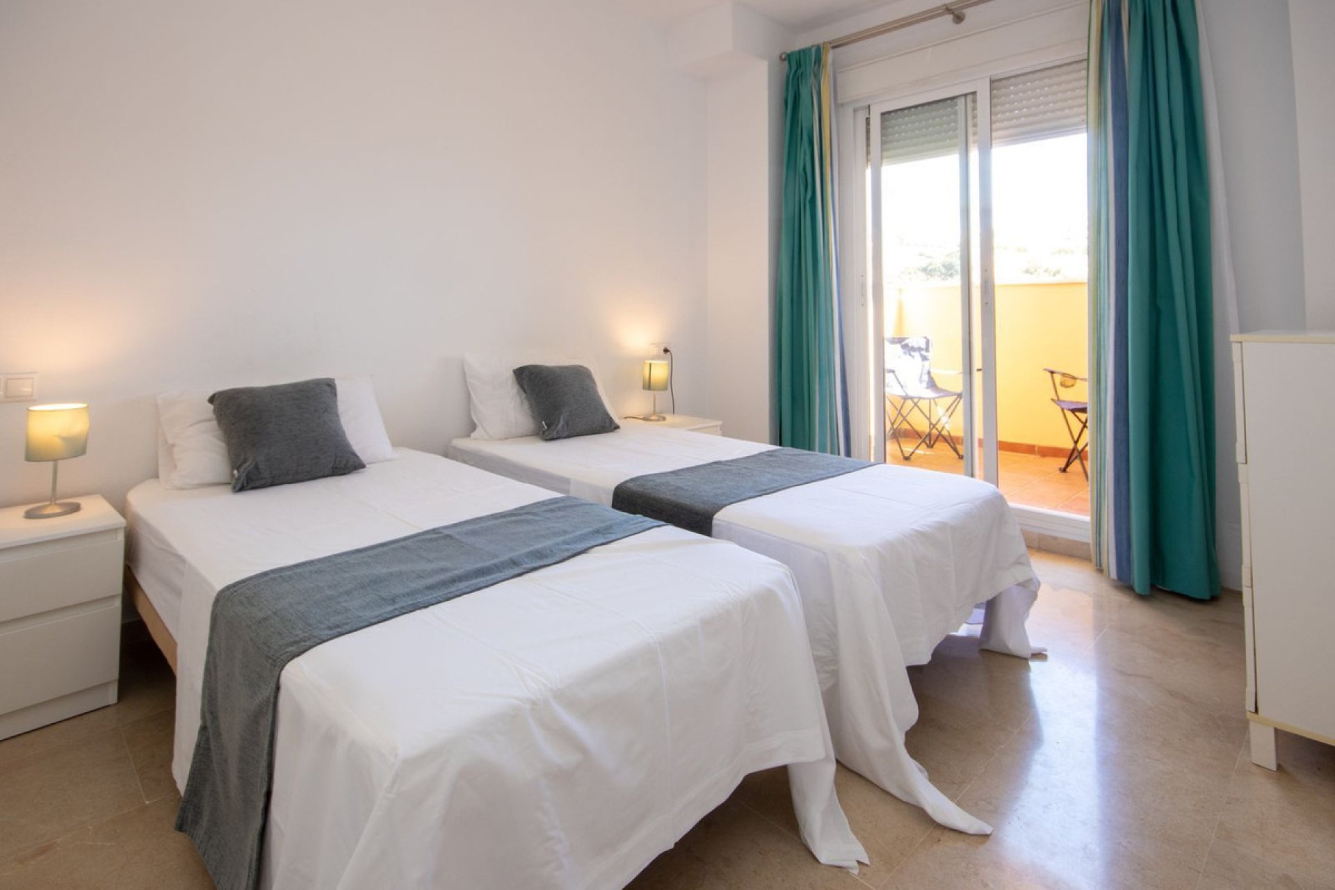 Resale - Apartment - Middle Floor Apartment - Mijas - La Cala De Mijas