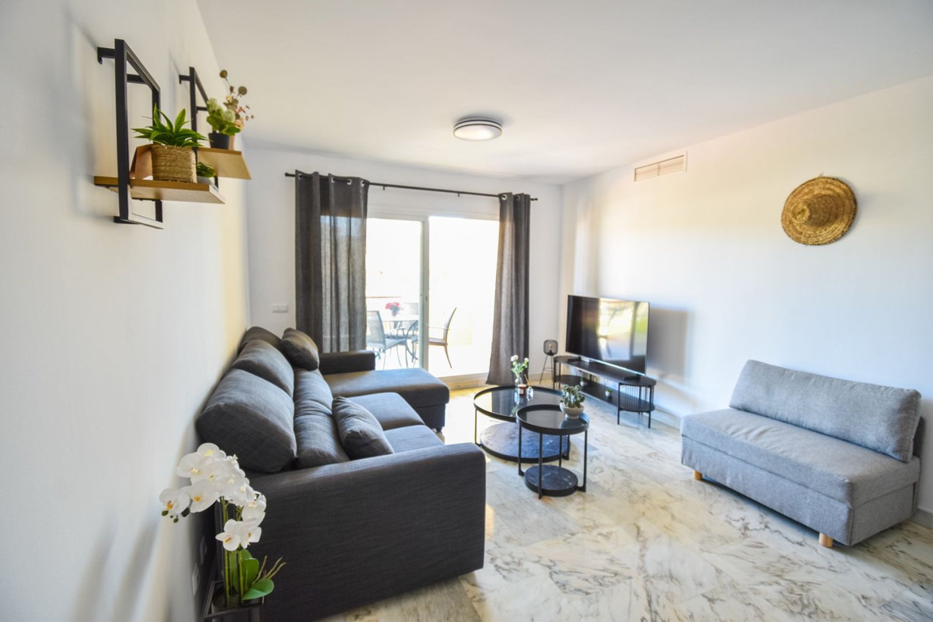 Resale - Apartment - Middle Floor Apartment - Mijas - La Cala De Mijas