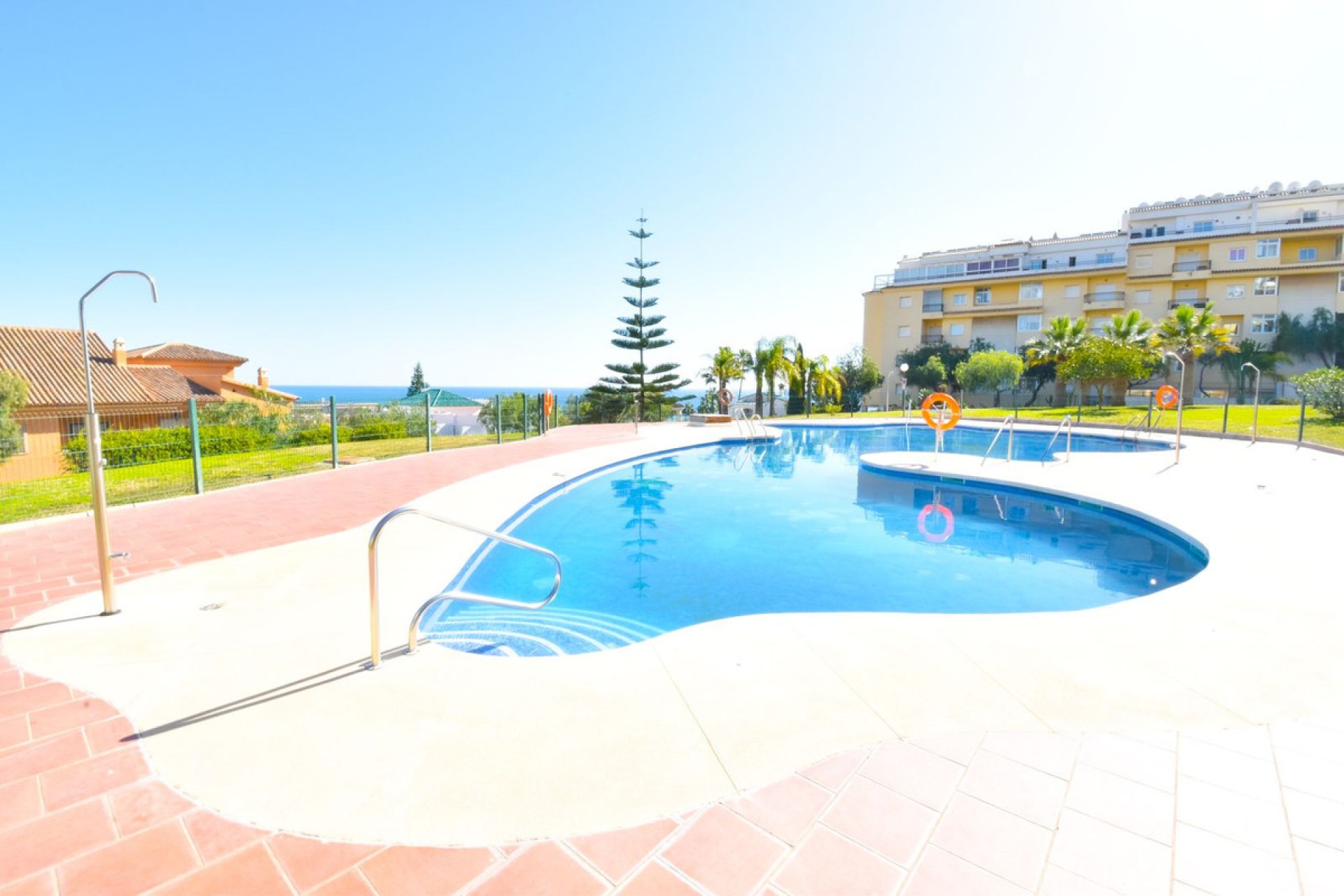 Resale - Apartment - Middle Floor Apartment - Mijas - La Cala De Mijas