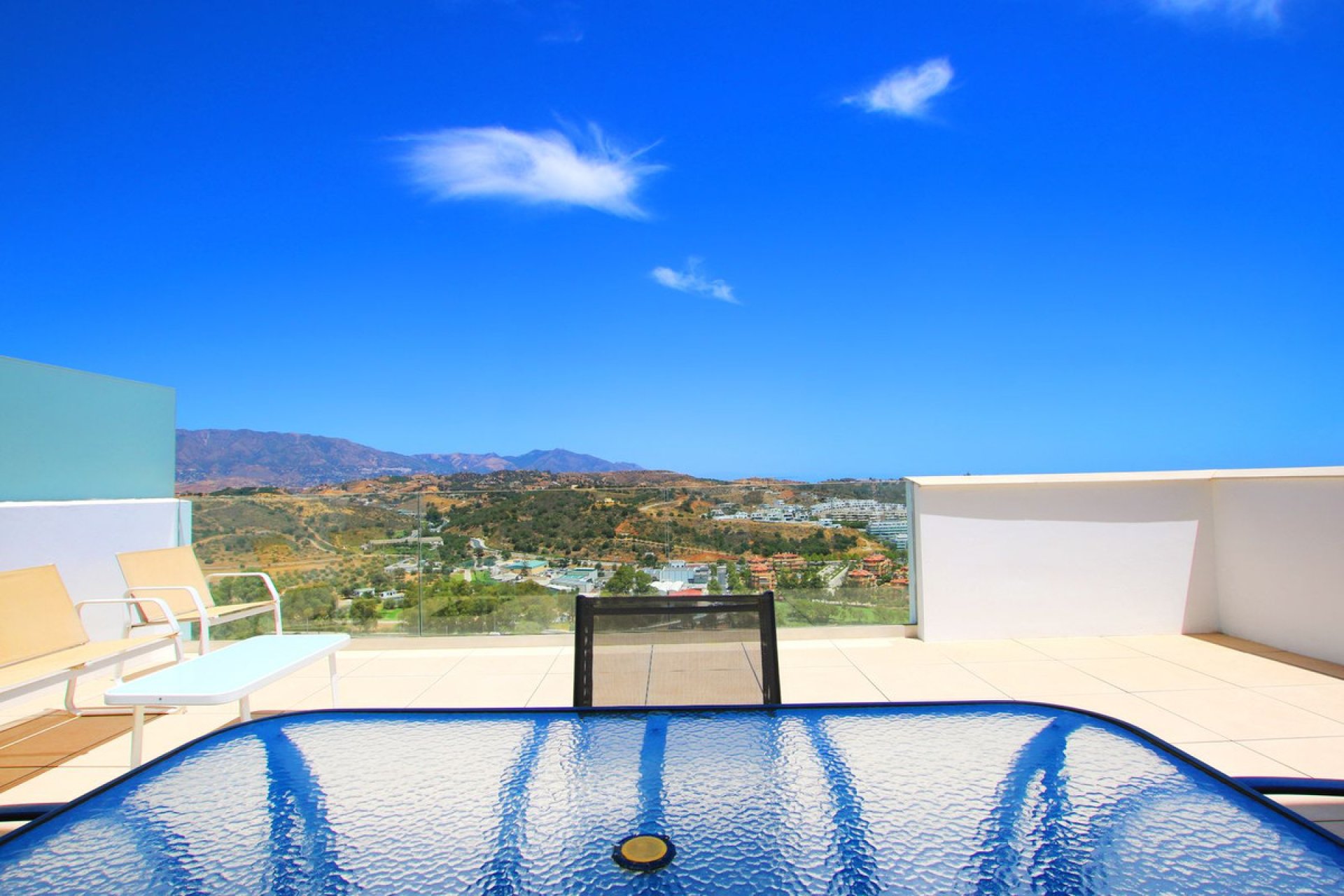 Resale - Apartment - Middle Floor Apartment - Mijas - La Cala