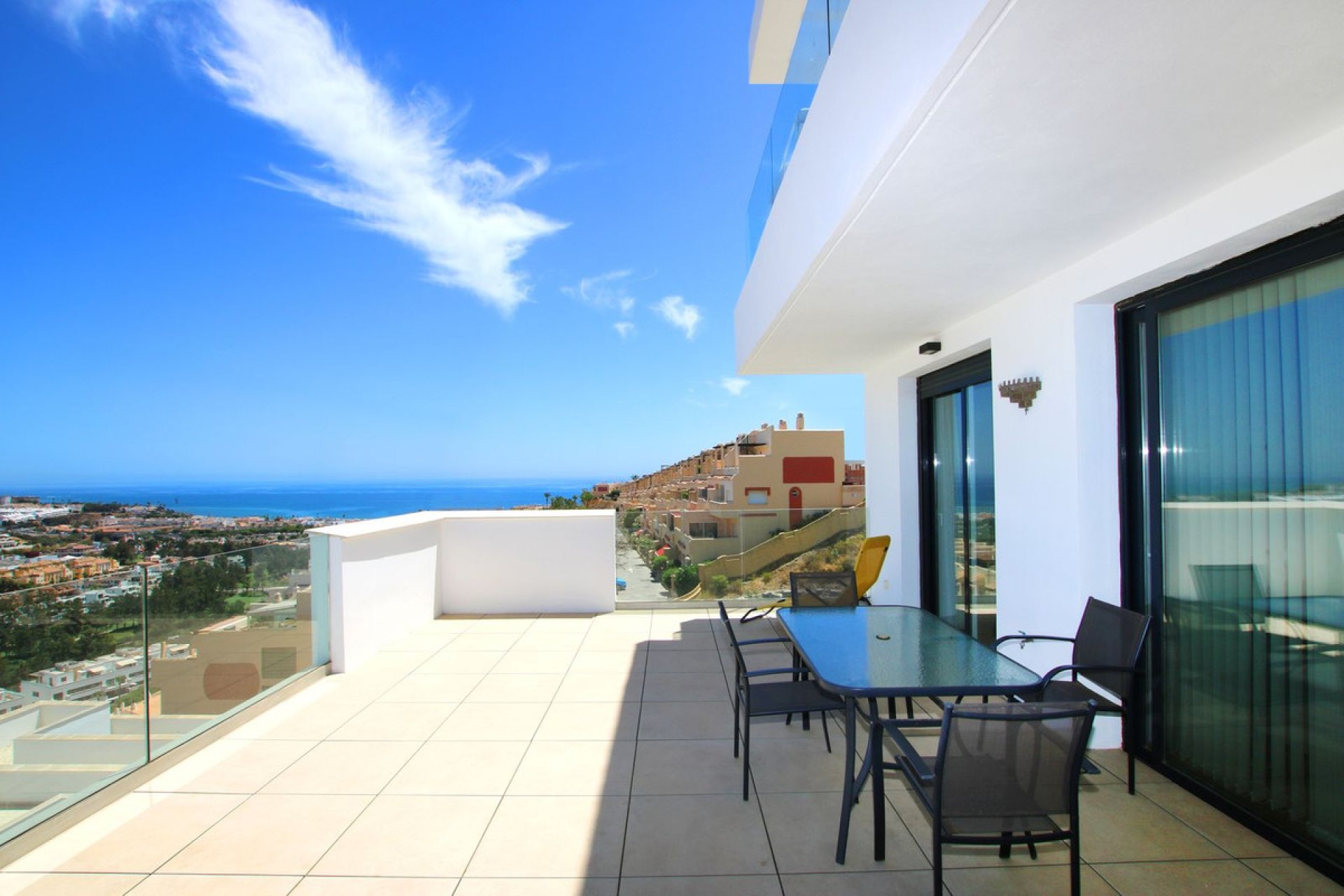 Resale - Apartment - Middle Floor Apartment - Mijas - La Cala