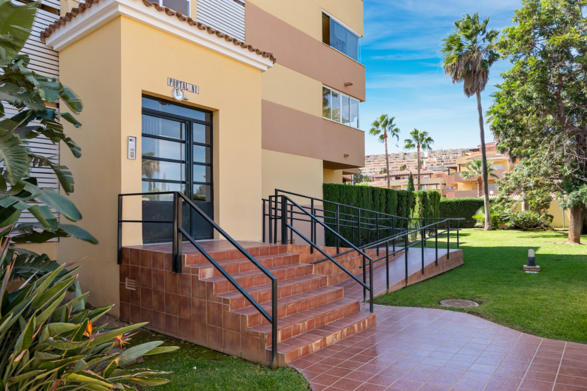 Resale - Apartment - Middle Floor Apartment - Mijas - La Cala