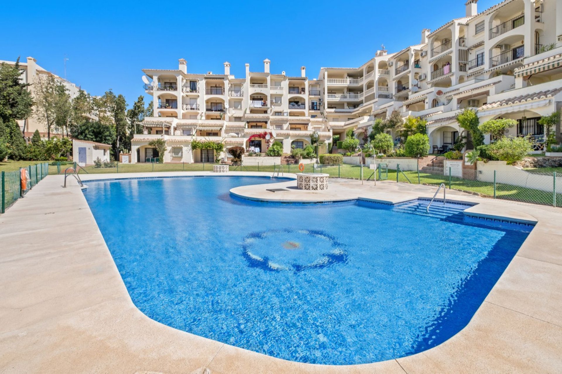 Resale - Apartment - Middle Floor Apartment - Mijas - Riviera Del Sol