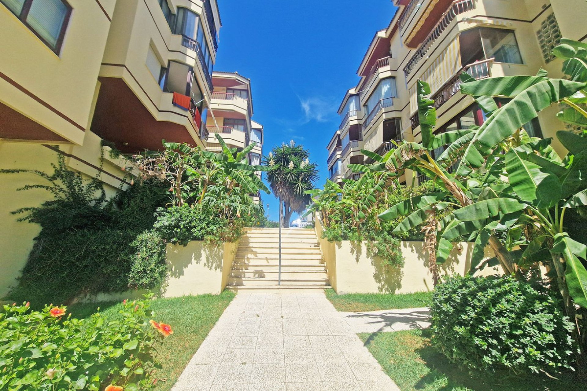 Resale - Apartment - Middle Floor Apartment - Mijas - Riviera Del Sol