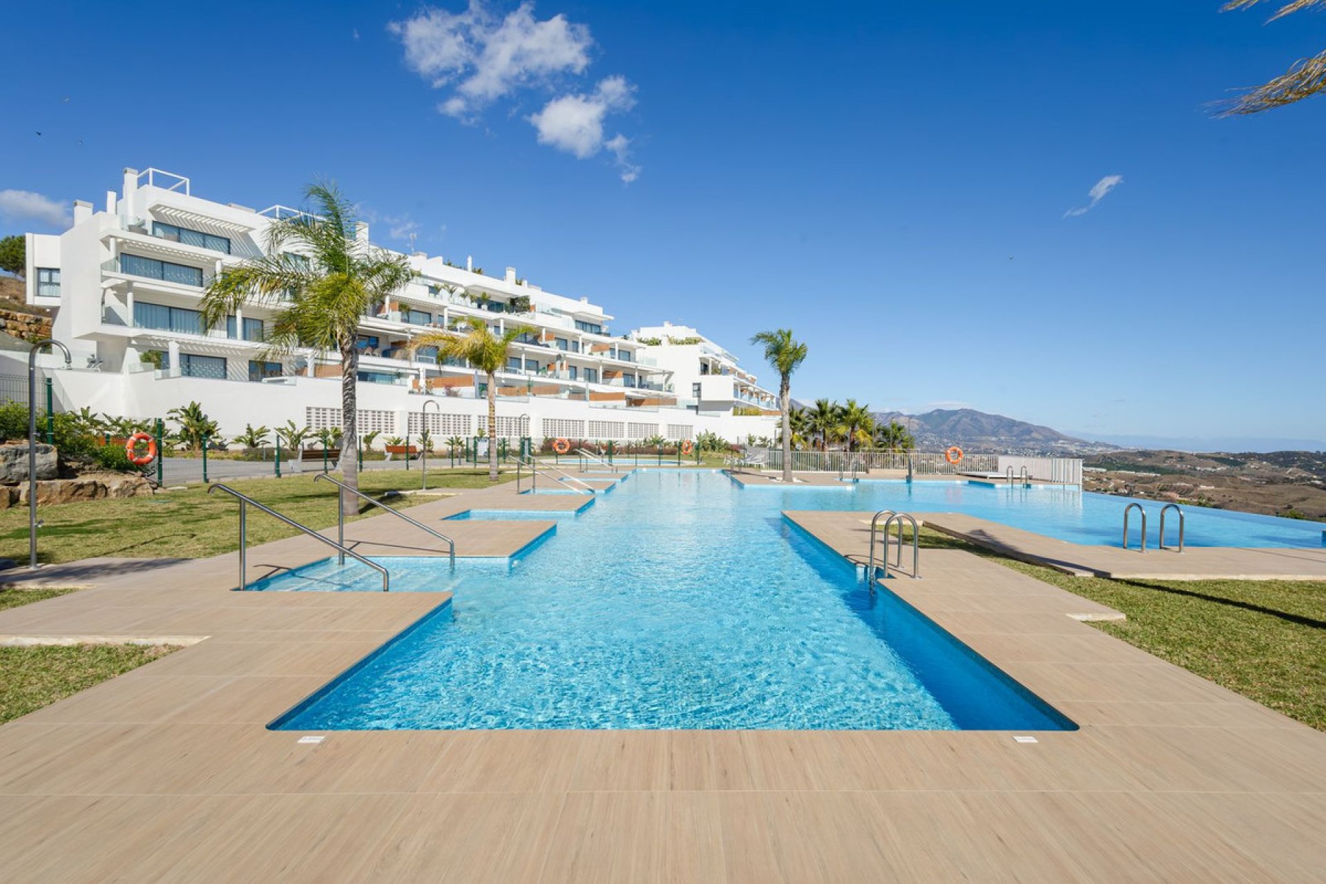 Resale - Apartment - Middle Floor Apartment - Mijas - Riviera Del Sol