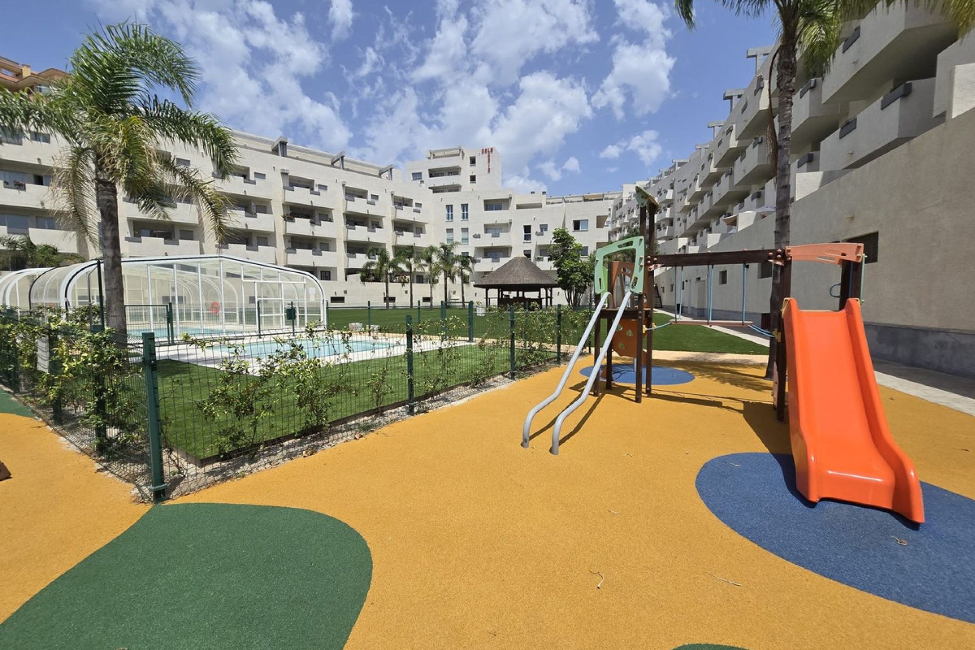 Resale - Apartment - Middle Floor Apartment - Mijas - Riviera Del Sol