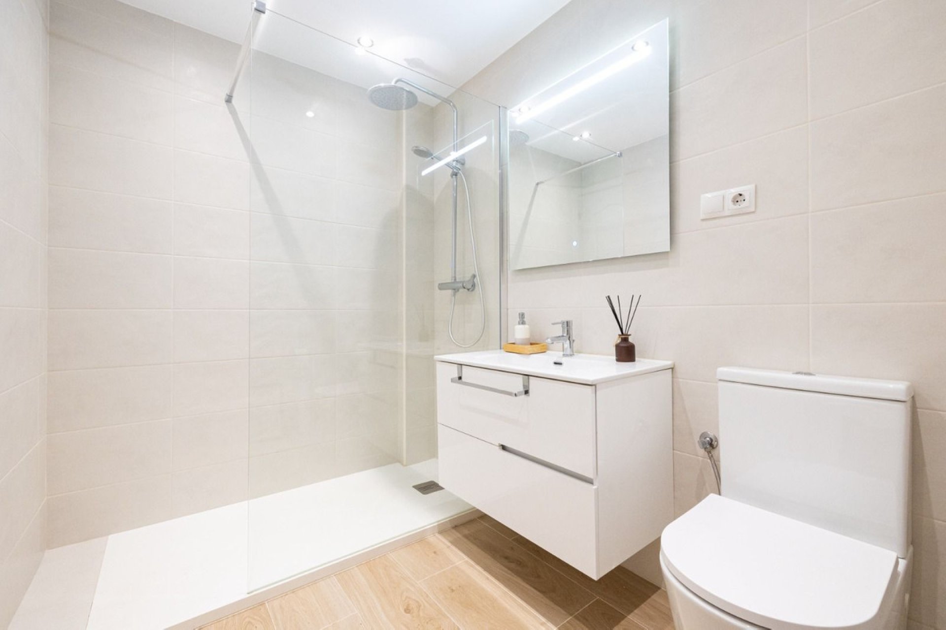 Resale - Apartment - Middle Floor Apartment - Mijas - Riviera Del Sol