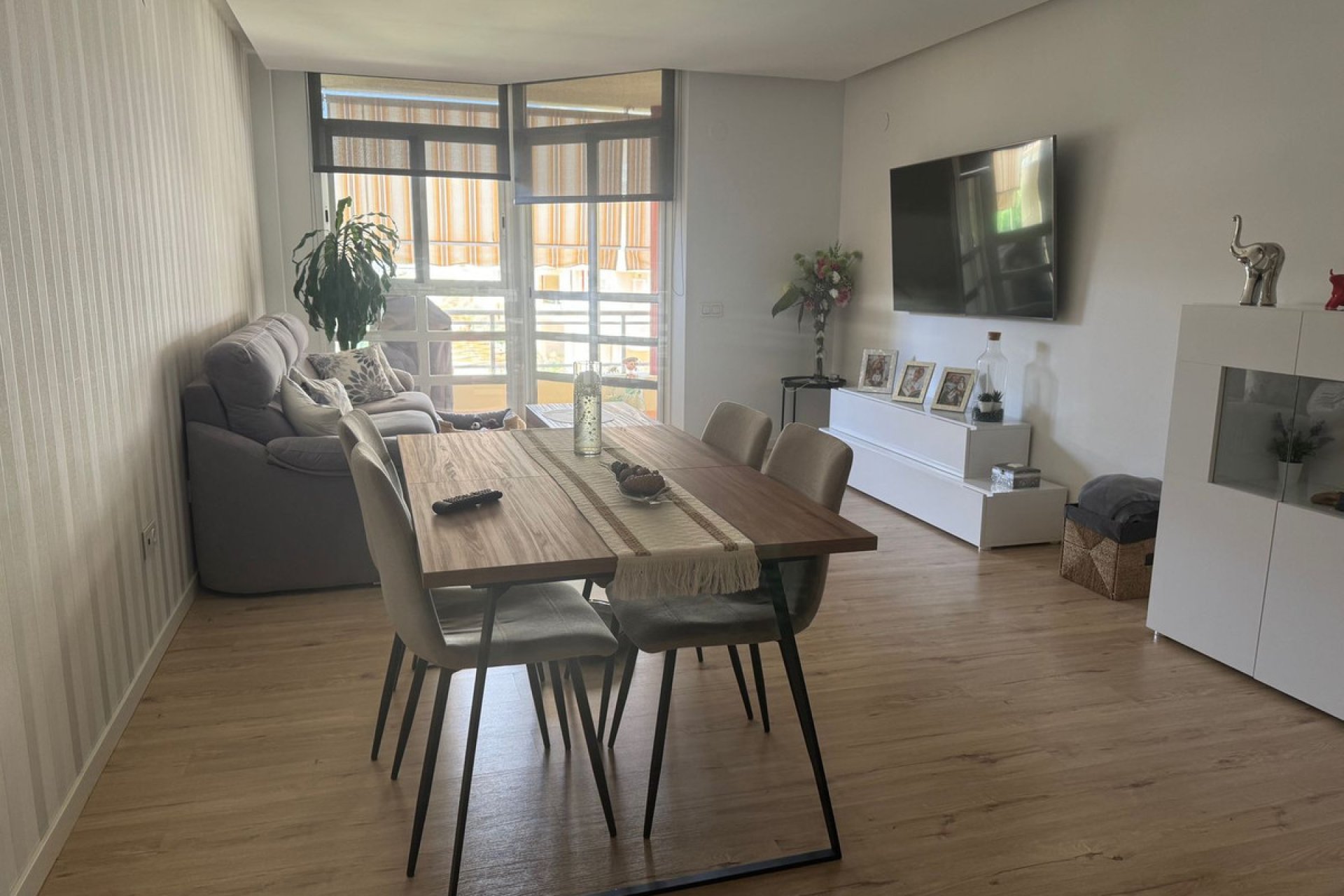 Resale - Apartment - Middle Floor Apartment - Mijas