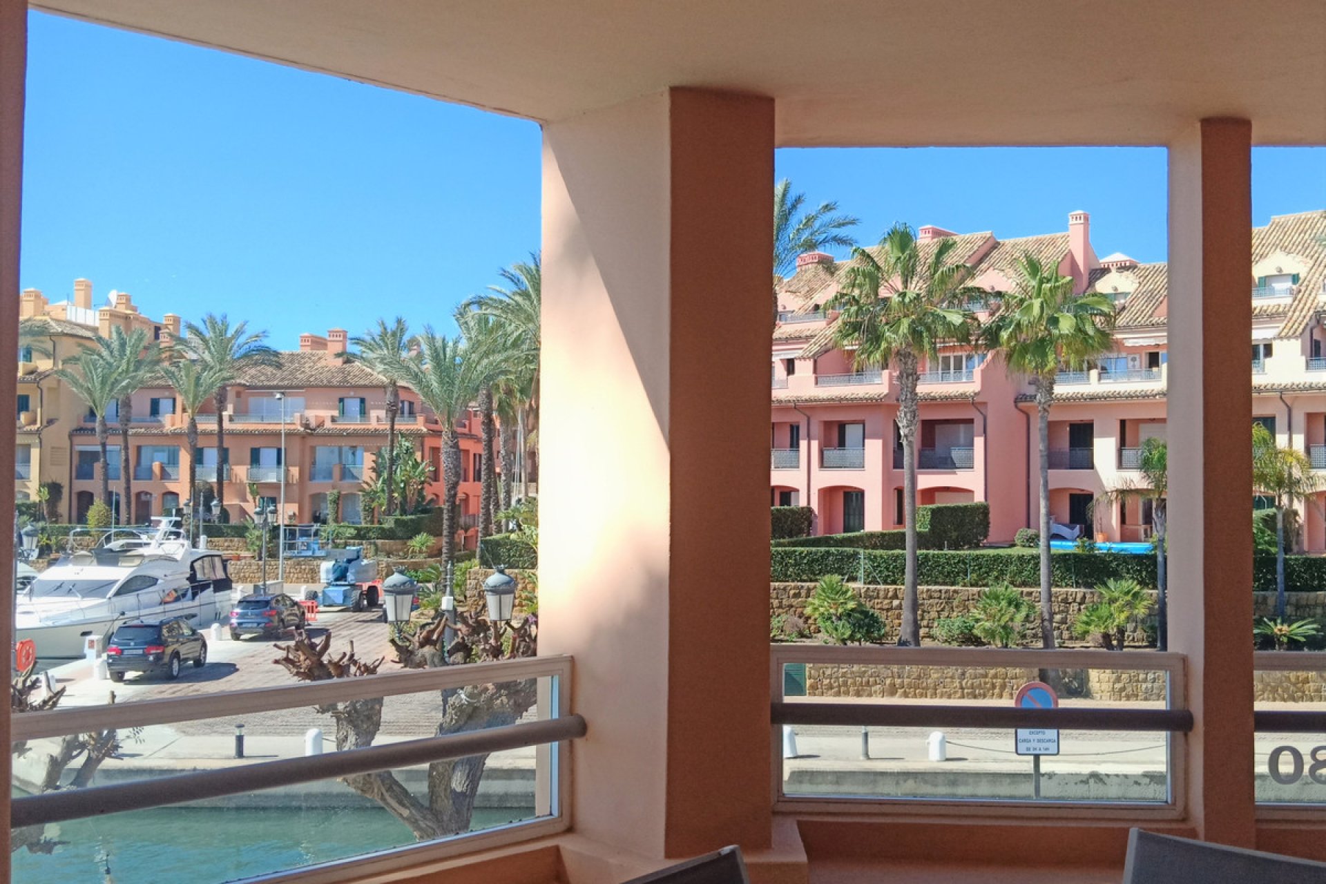 Resale - Apartment - Middle Floor Apartment - Sotogrande Marina