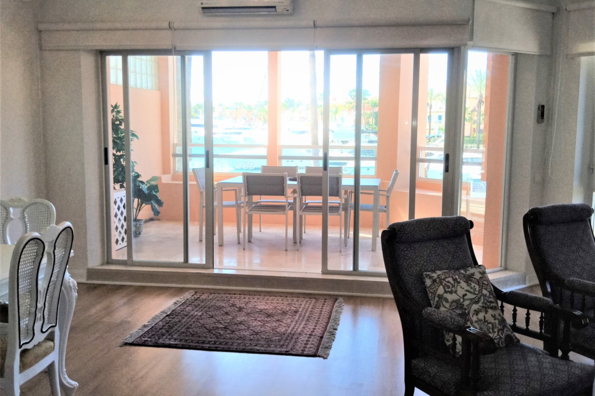 Resale - Apartment - Middle Floor Apartment - Sotogrande Marina