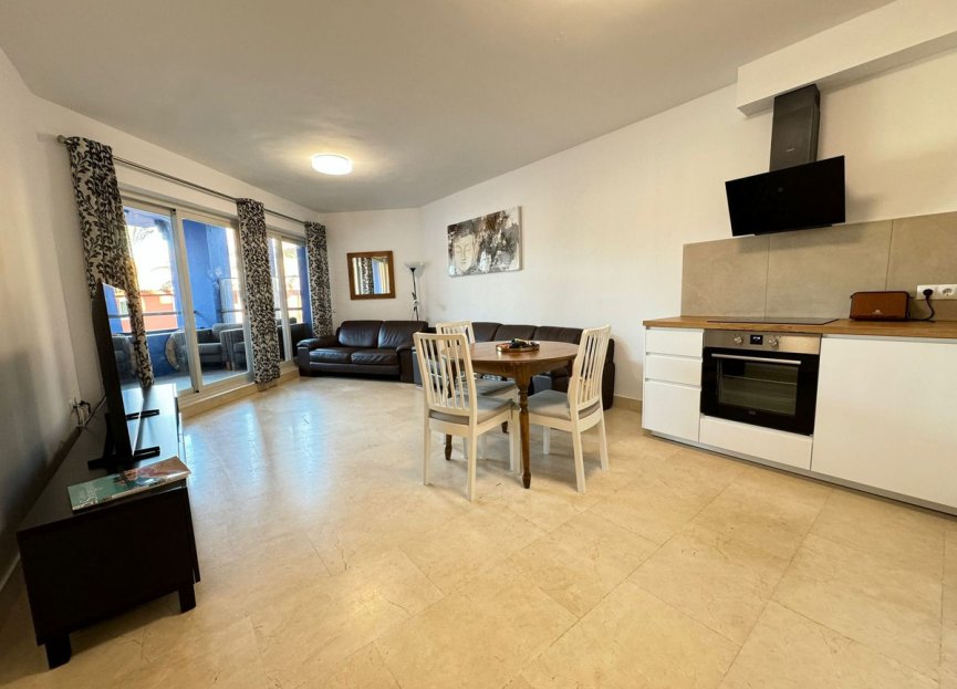 Resale - Apartment - Middle Floor Apartment - Sotogrande Marina