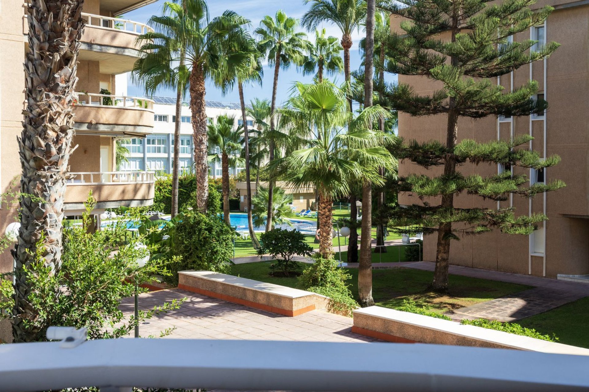 Resale - Apartment - Middle Floor Apartment - Torremolinos - La Carihuela