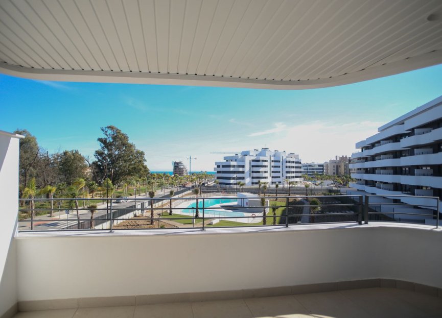 Resale - Apartment - Middle Floor Apartment - Torremolinos - Los Alamos