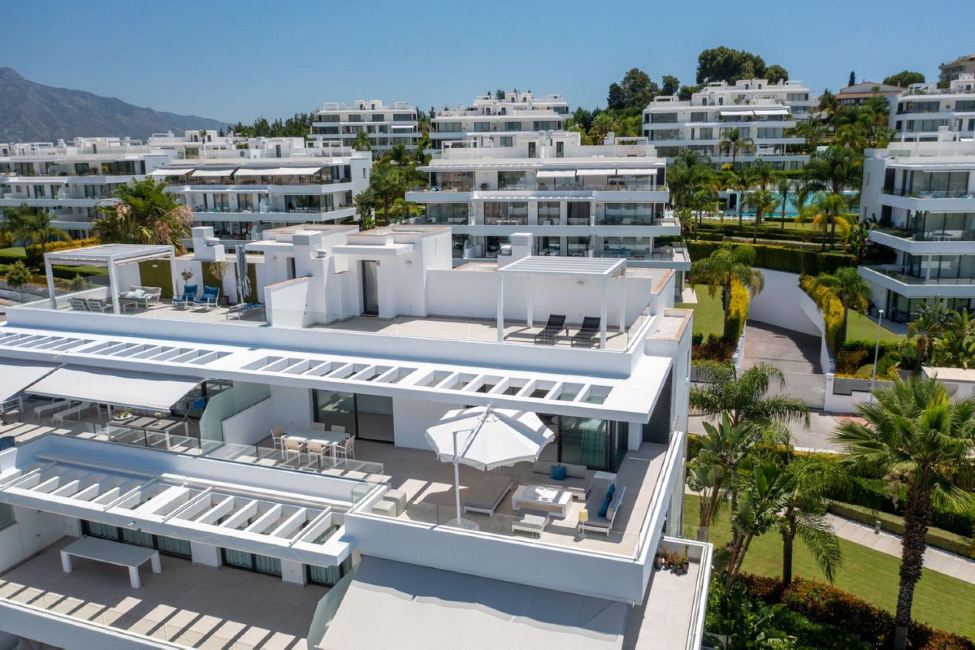 Resale - Apartment - Penthouse - Benahavís - Benahavís Centro