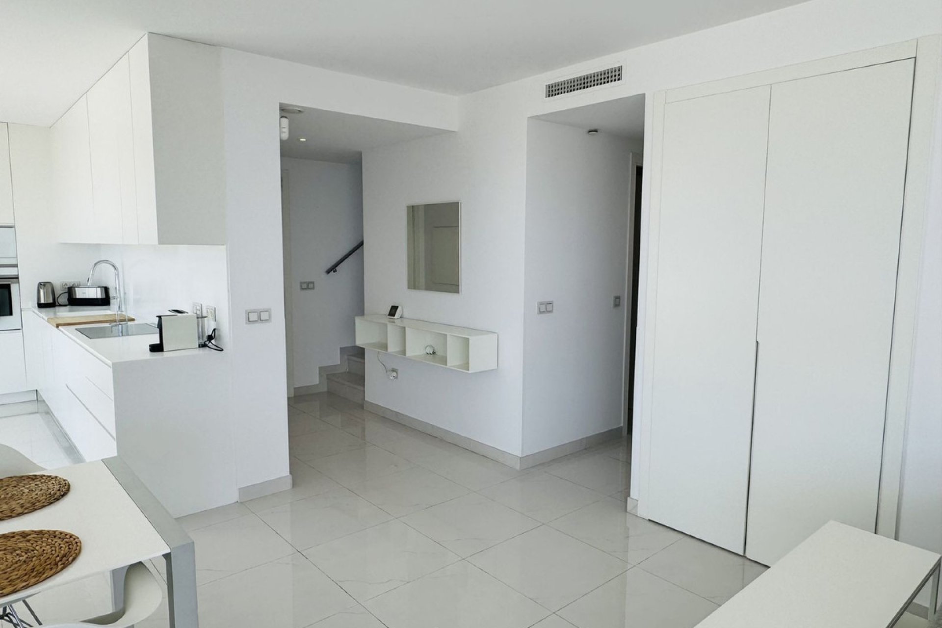 Resale - Apartment - Penthouse - Benahavís - Benahavís Centro