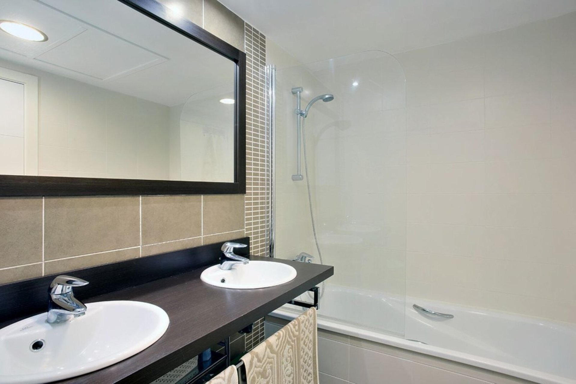 Resale - Apartment - Penthouse - Benahavís - Benahavís Centro