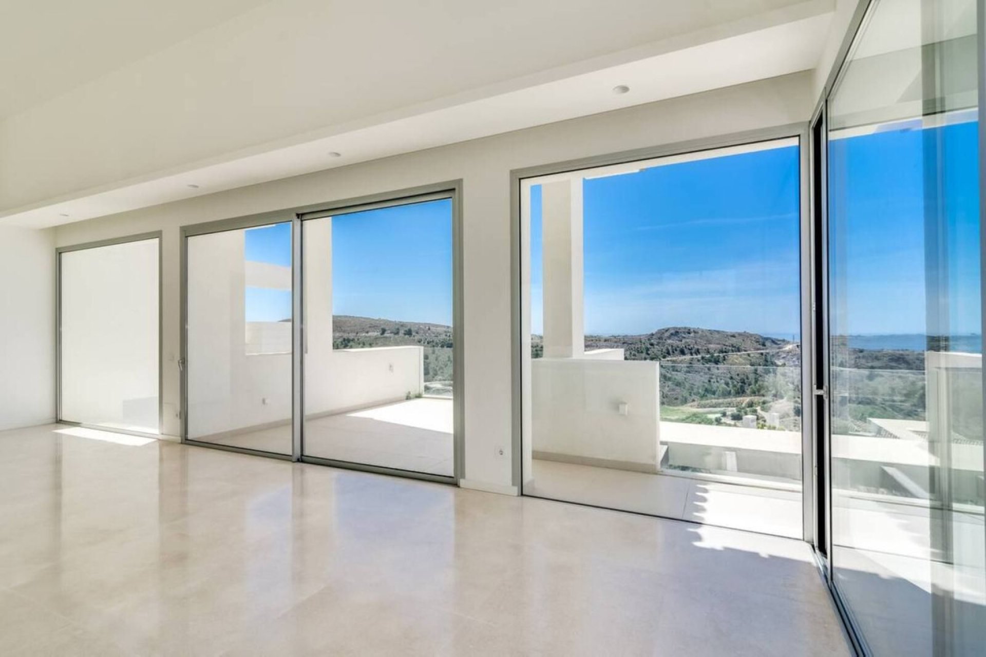 Resale - Apartment - Penthouse - Benahavís - Benahavís Centro