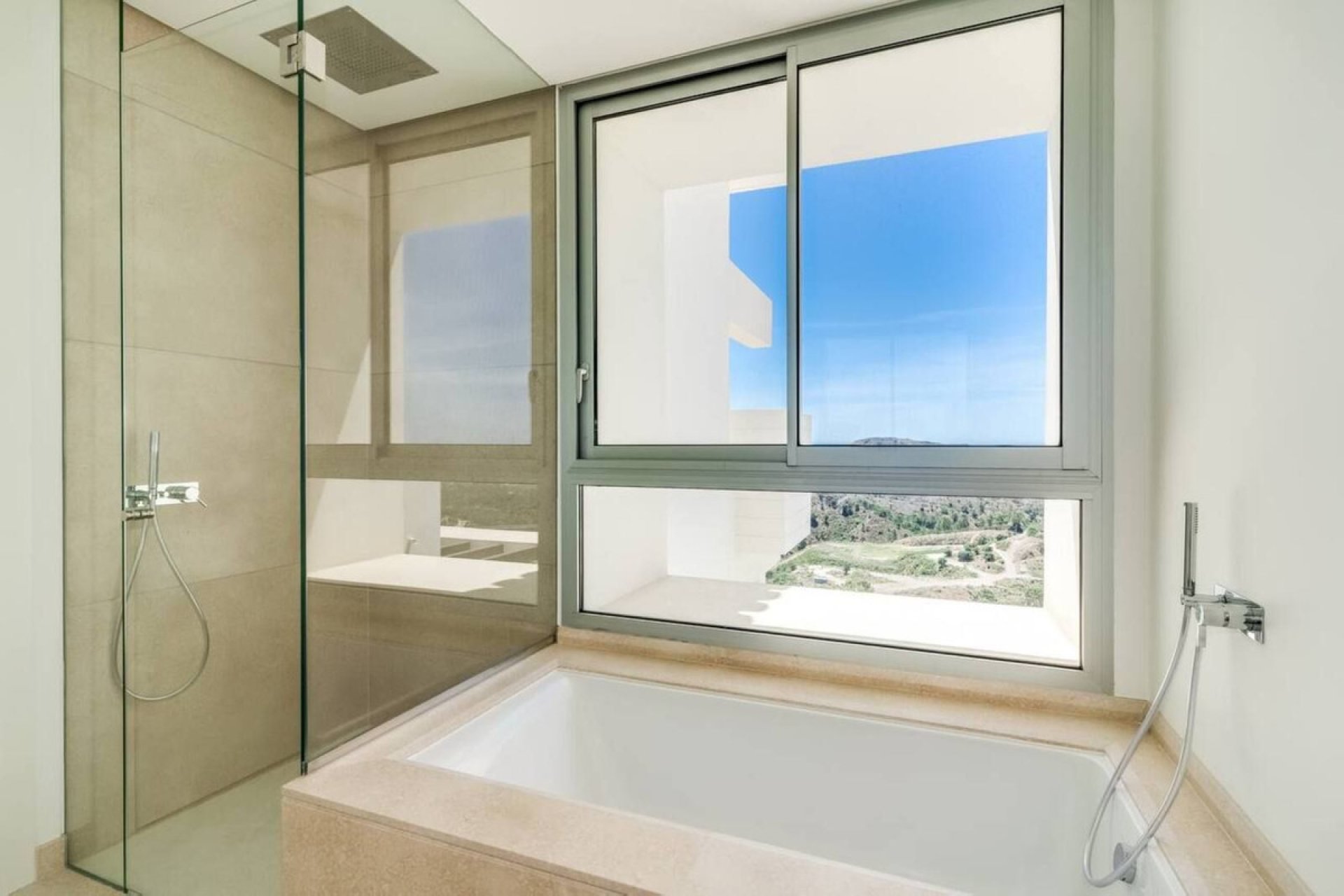 Resale - Apartment - Penthouse - Benahavís - Benahavís Centro