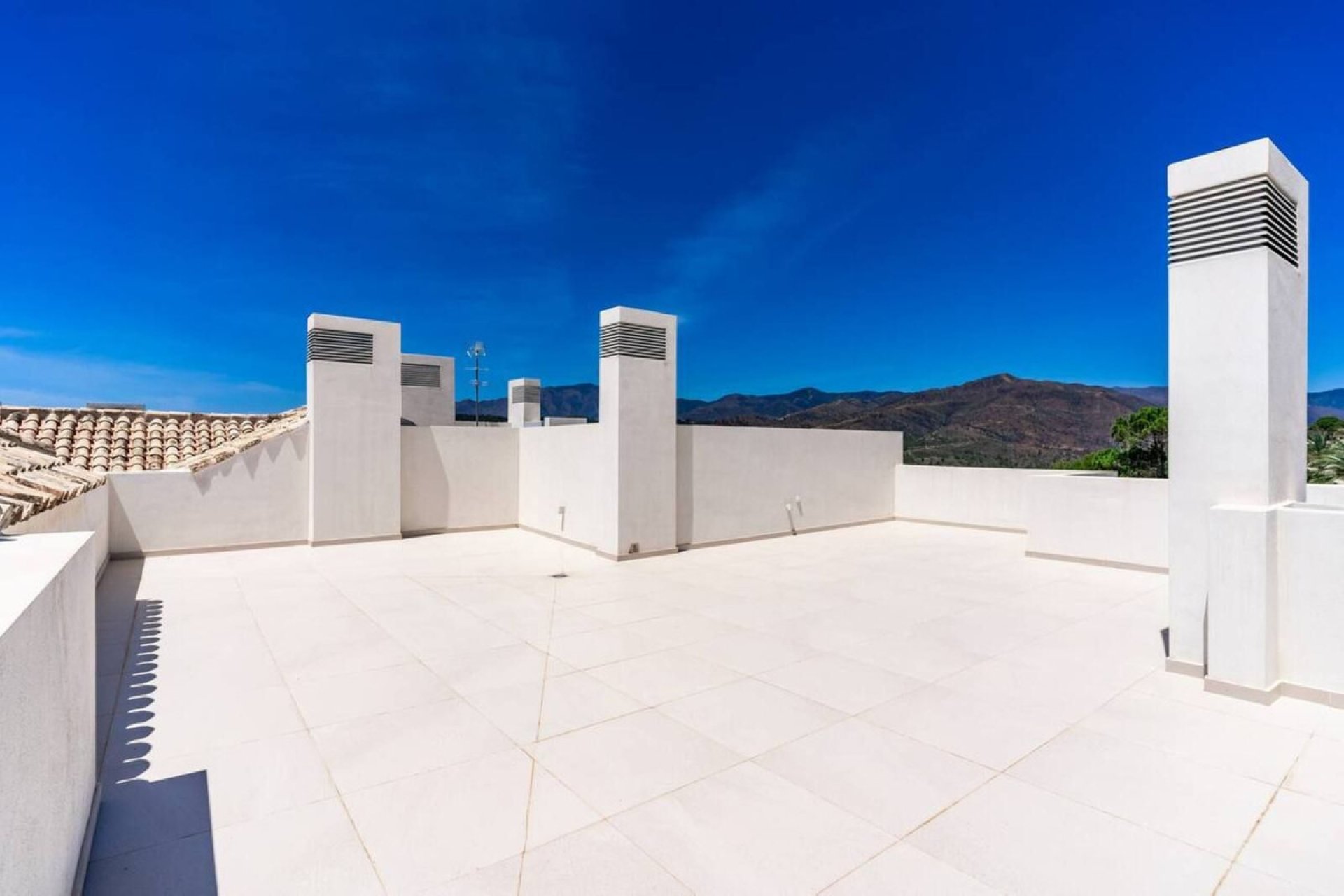 Resale - Apartment - Penthouse - Benahavís - Benahavís Centro