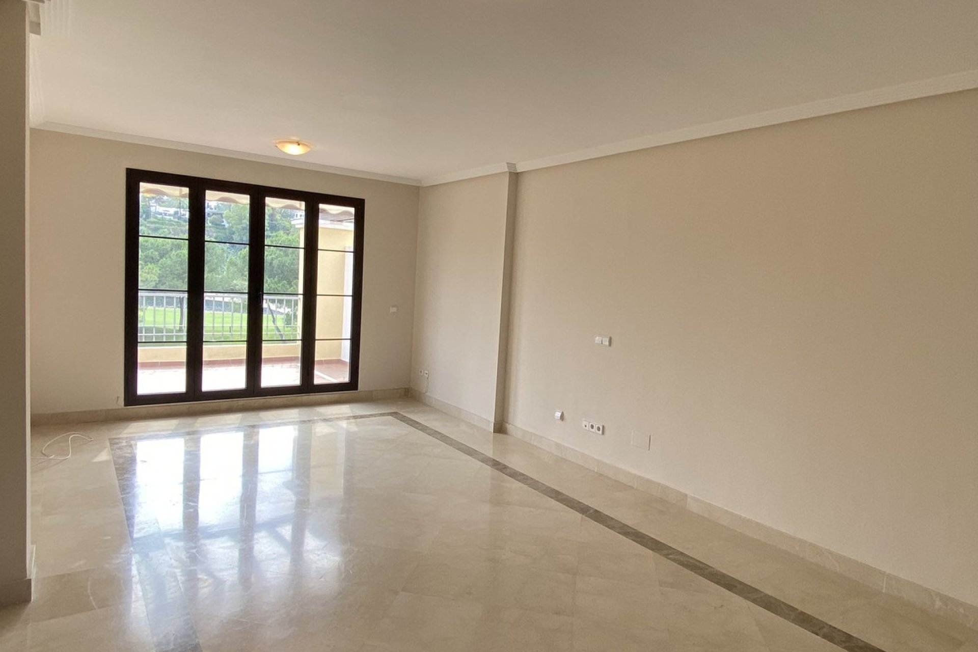 Resale - Apartment - Penthouse - Benahavís - Benahavís Centro