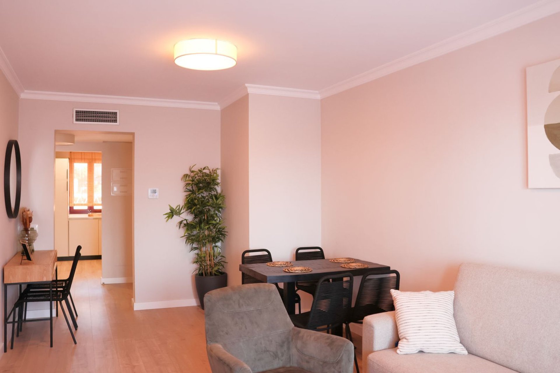 Resale - Apartment - Penthouse - Benahavís - Benahavís Centro