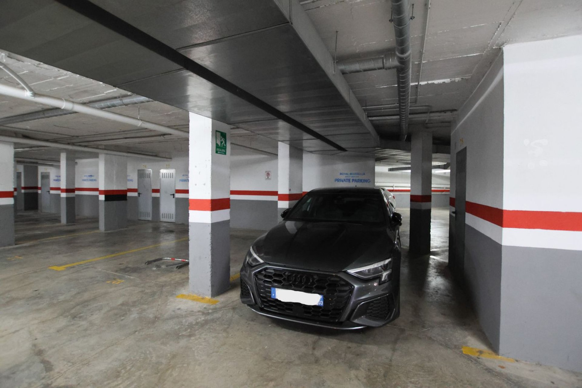 Resale - Apartment - Penthouse - Benahavís - Benahavís Centro