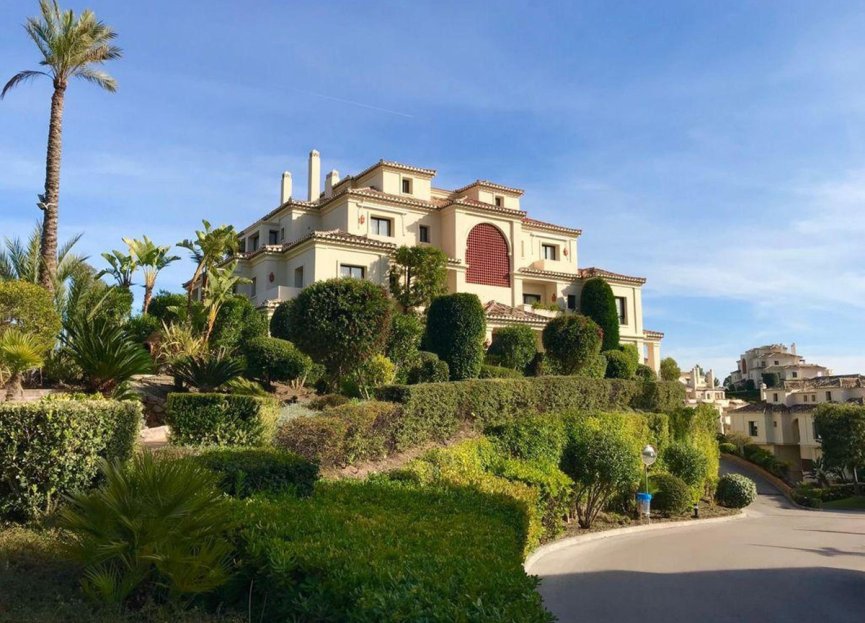 Resale - Apartment - Penthouse - Benahavís - Benahavís Centro