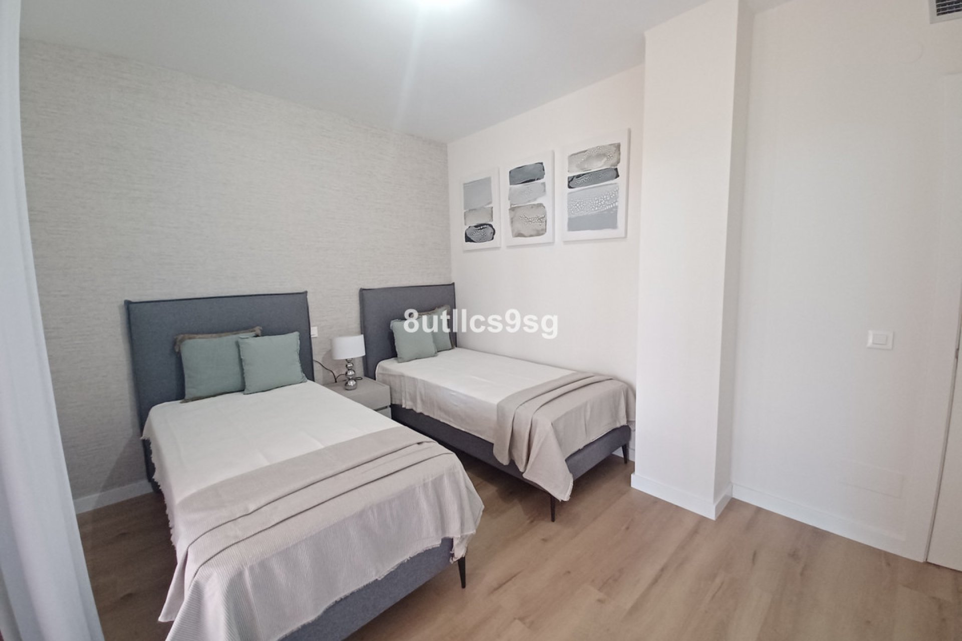 Resale - Apartment - Penthouse - Benahavís - Benahavís Centro