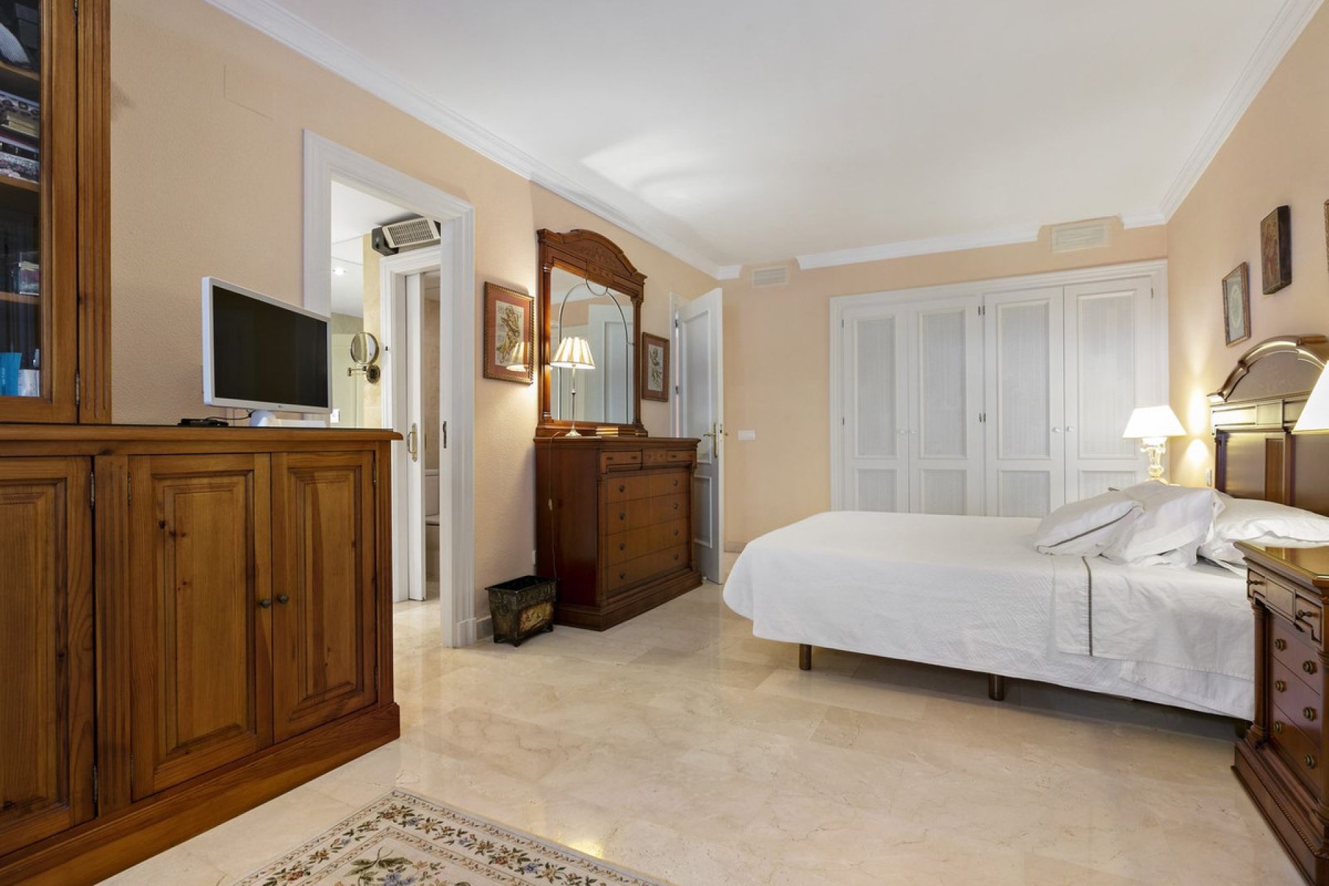 Resale - Apartment - Penthouse - Benahavís - Benahavís Centro