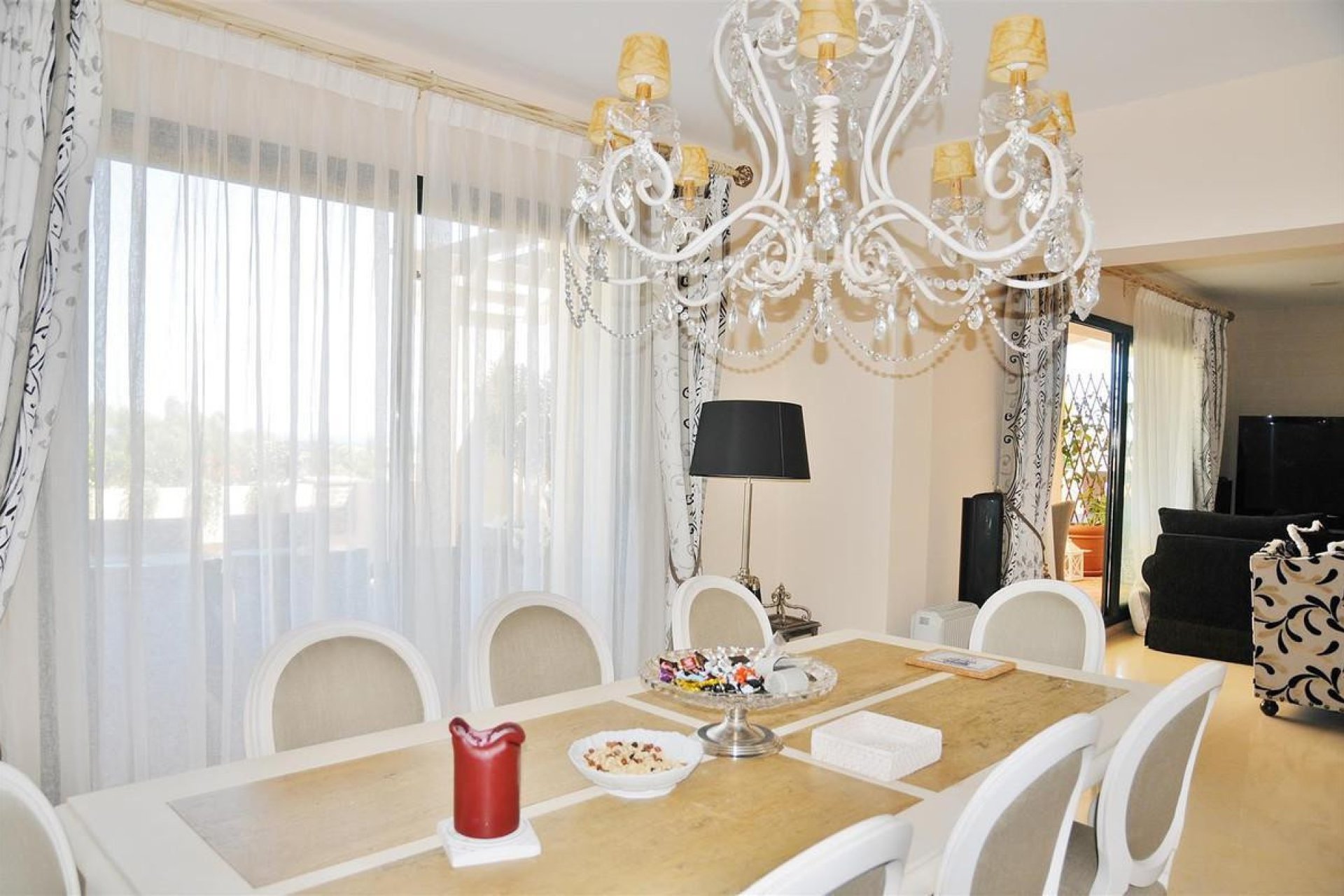 Resale - Apartment - Penthouse - Benahavís - Benahavís Centro