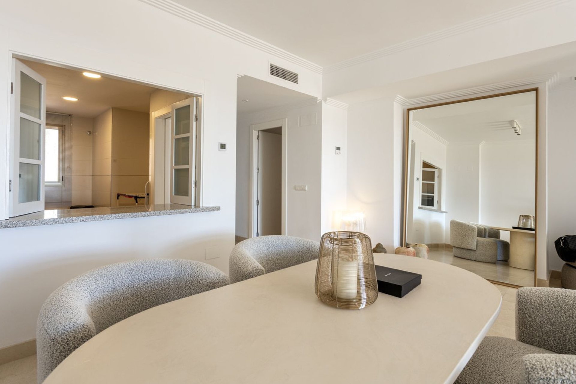 Resale - Apartment - Penthouse - Benahavís - Benahavís Centro