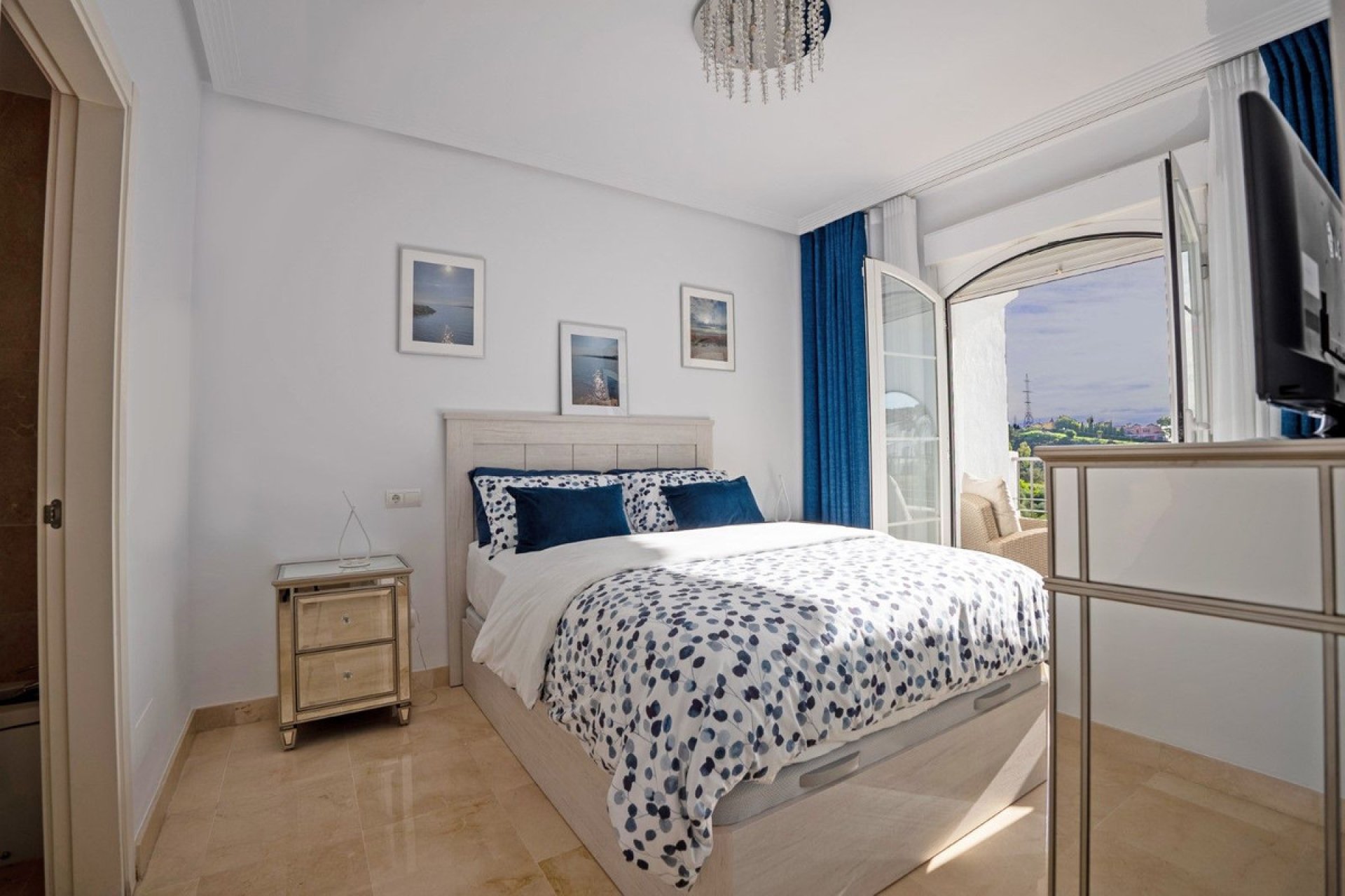 Resale - Apartment - Penthouse - Benahavís - Benahavís Centro