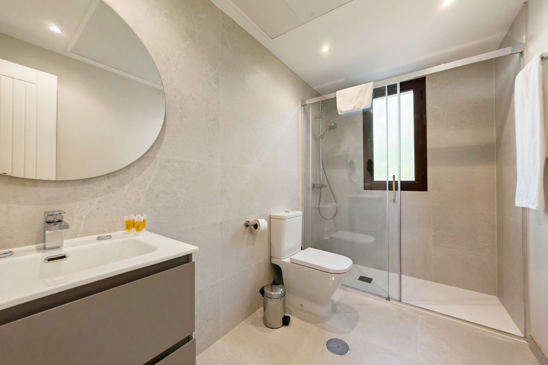 Resale - Apartment - Penthouse - Benahavís - Benahavís Centro