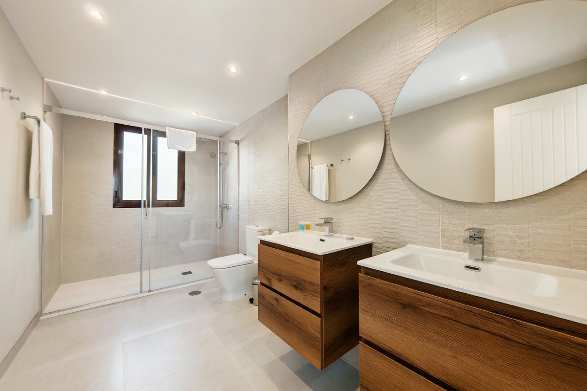 Resale - Apartment - Penthouse - Benahavís - Benahavís Centro