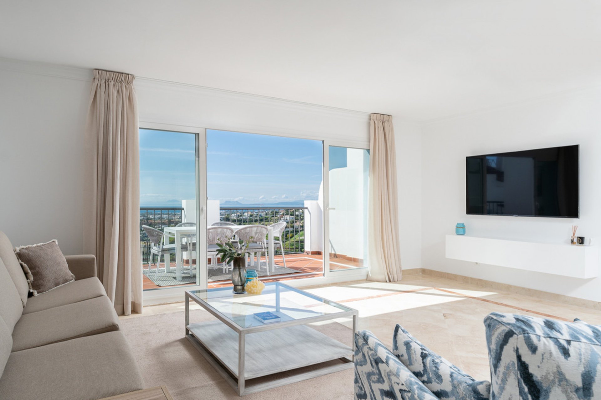 Resale - Apartment - Penthouse - Benahavís - Benahavís Centro