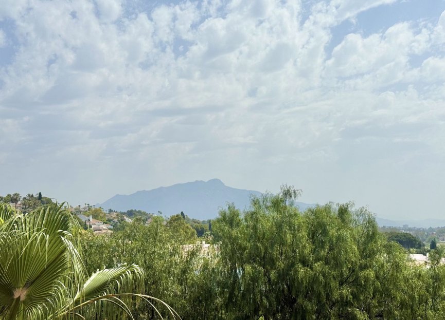 Resale - Apartment - Penthouse - Benahavís - Benahavís Centro