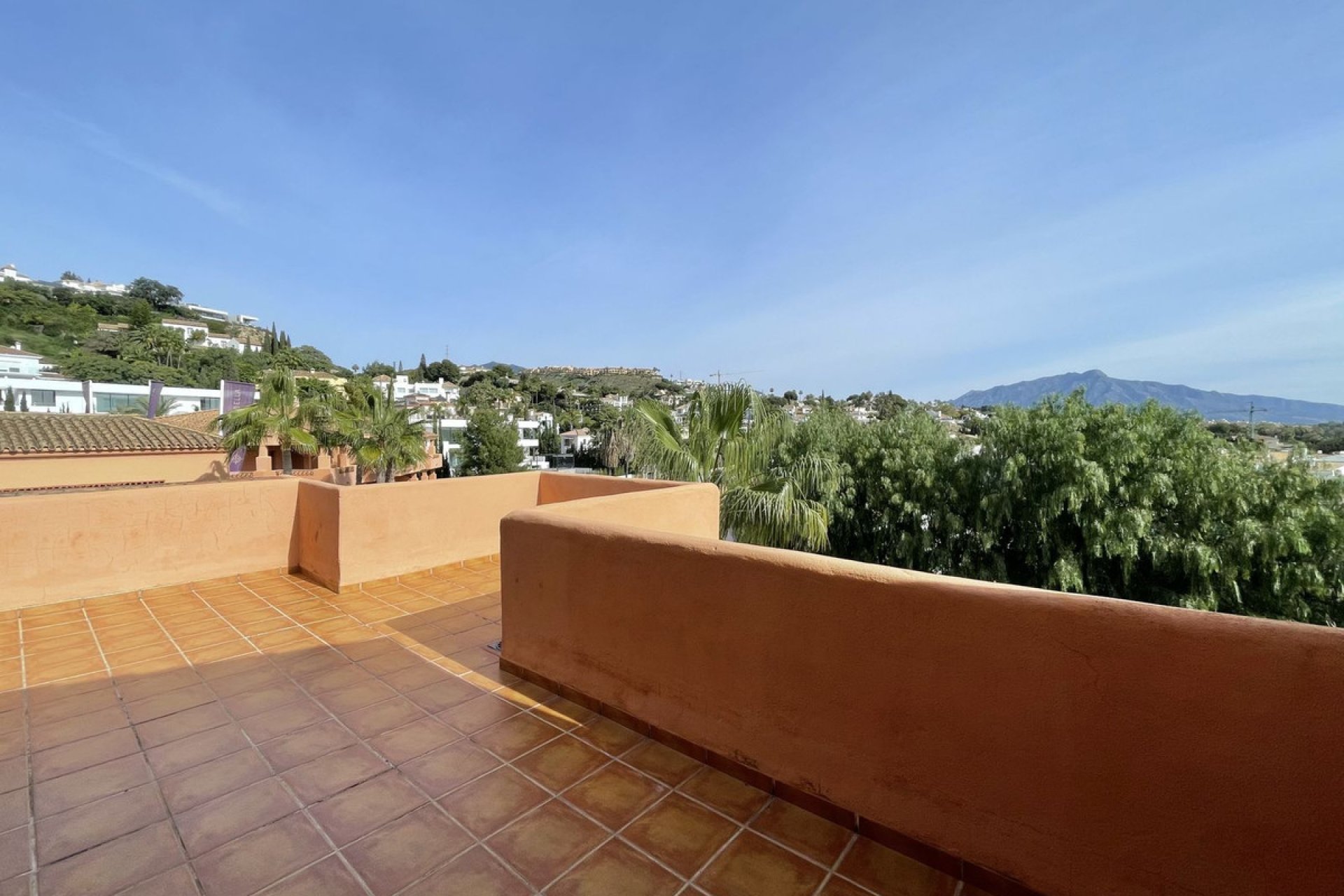 Resale - Apartment - Penthouse - Benahavís - Benahavís Centro